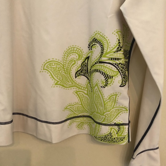 Athleta long sleeve Top - Picture 2 of 4